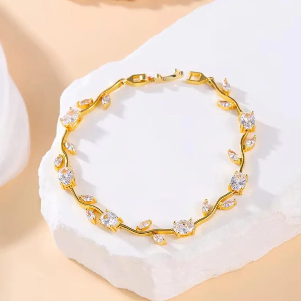 Tulip Bracelet – Premium Quality Bracelet for Women
